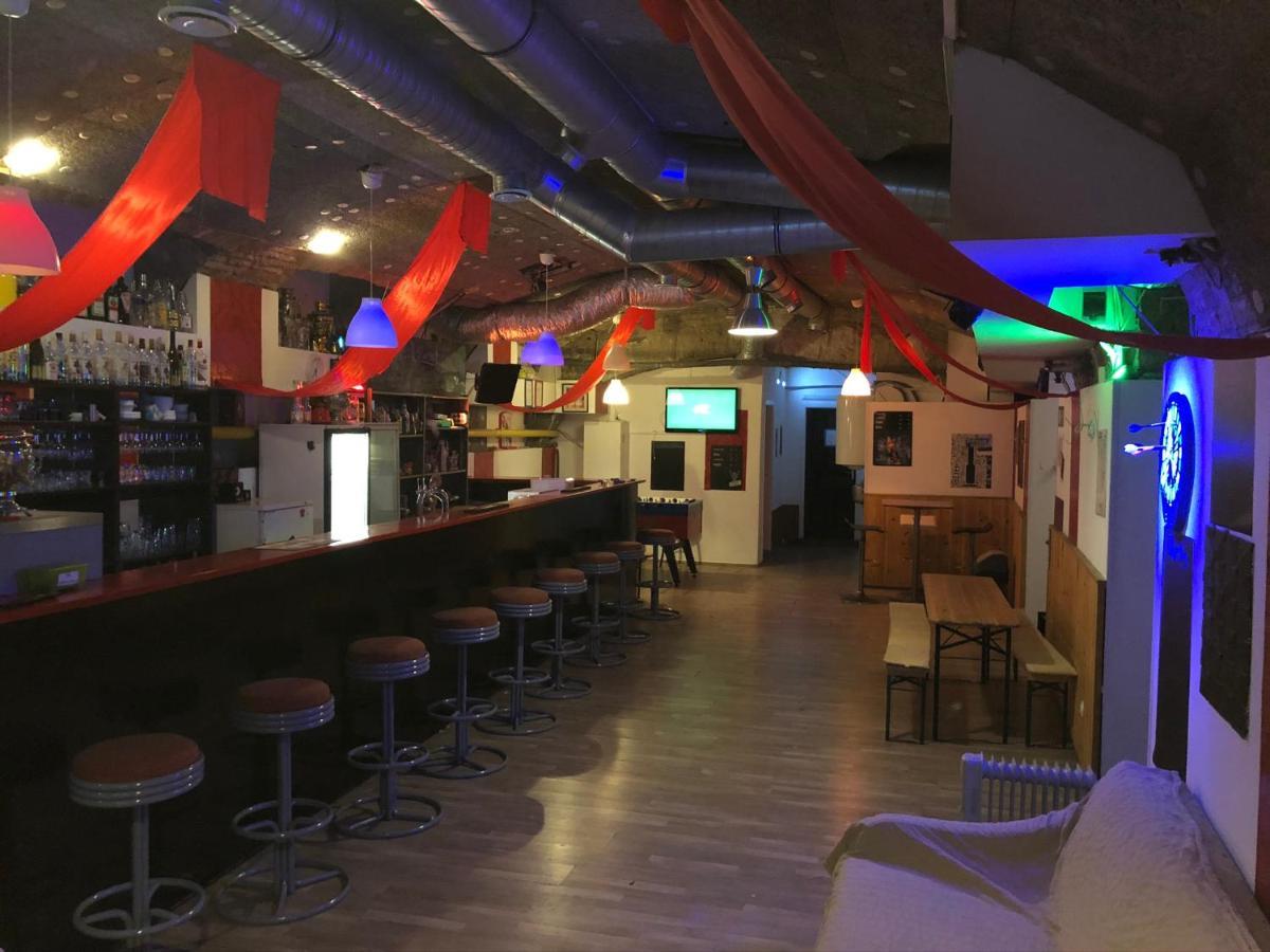 Whole Basement Former Pub For Stag Do, Bachelor House Party Flat Budapest Eksteriør bilde